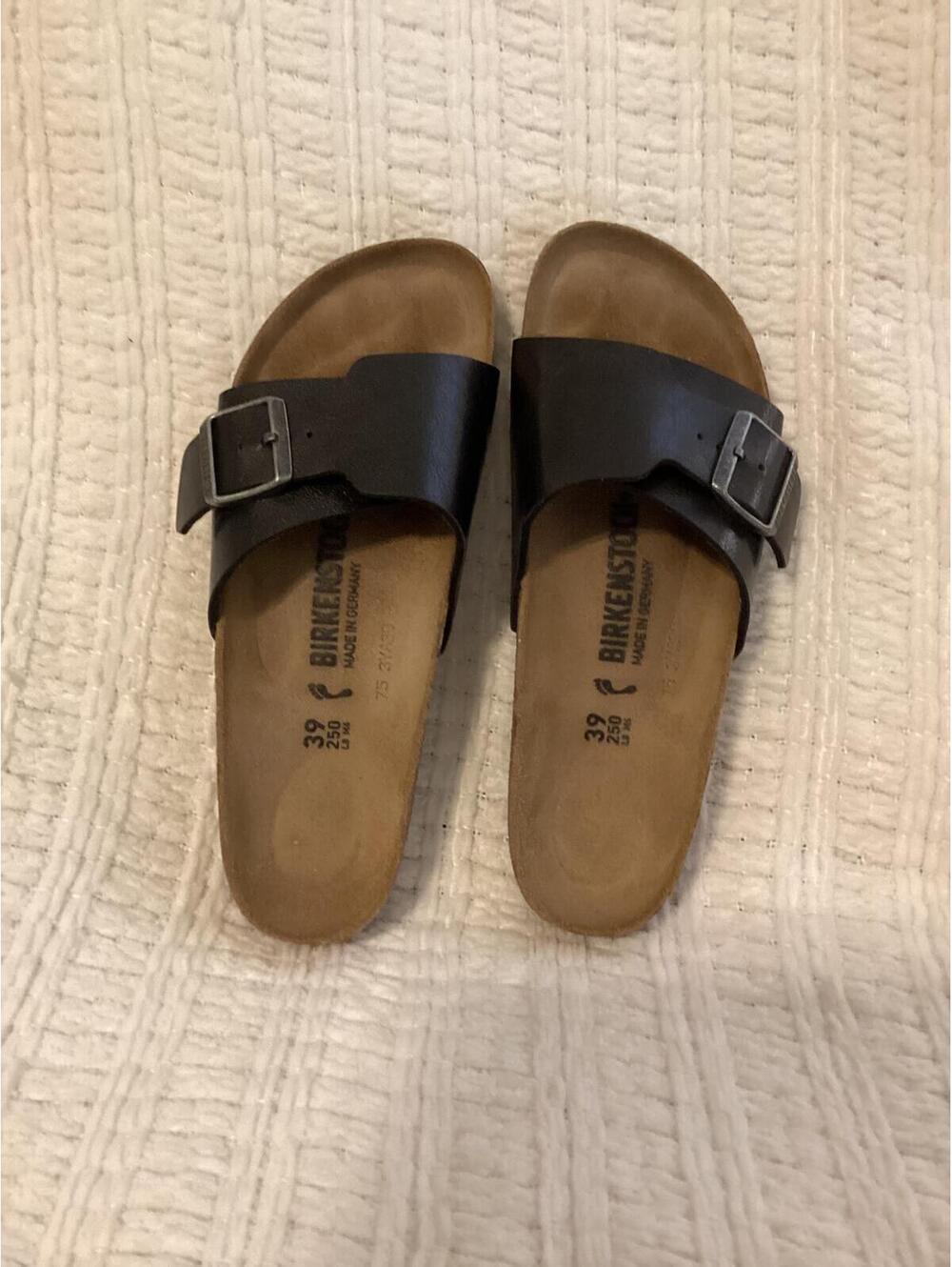 Berkinstocks Catalina Black Leather Slide Sandals